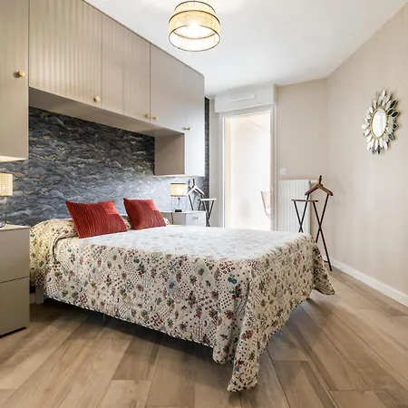 Tout Confort Pres De La Plage Avec Parking Et Wi-fi - Fr-1-306-1241 Appartement