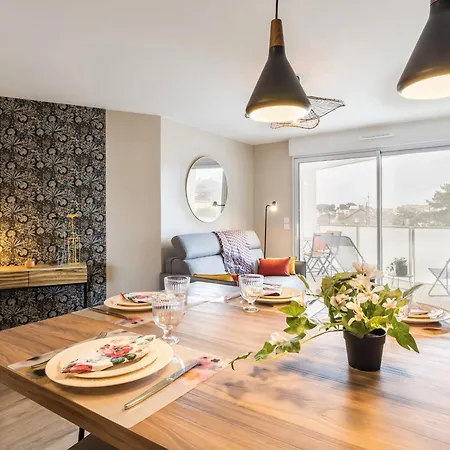 Tout Confort Pres De La Plage Avec Parking Et Wi-fi - Fr-1-306-1241 Appartement *
